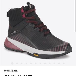 Size10 New Spyder, spyDry hiking warm short boots.